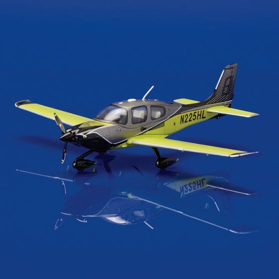 Cirrus SR22T Model side